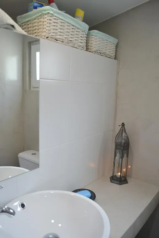 Alfama Lisbon Studio Apartment